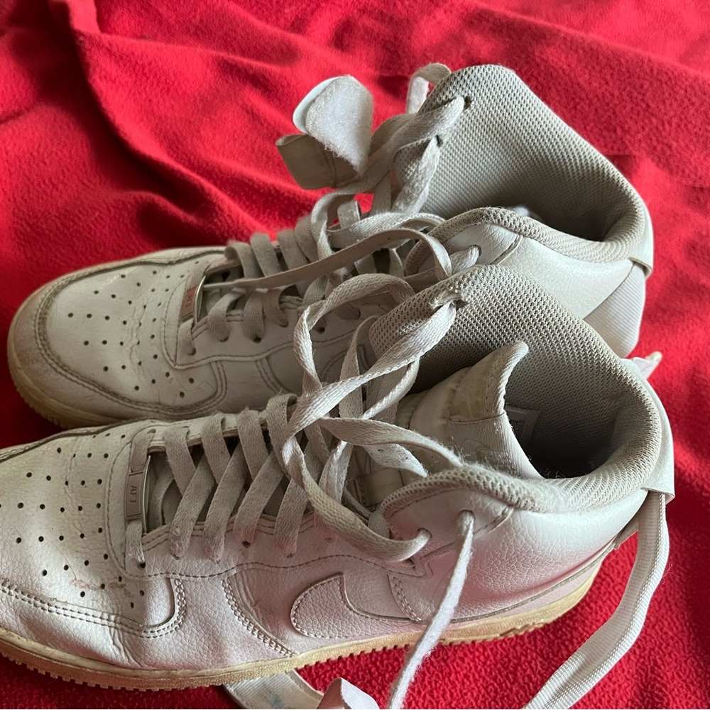 Nike Air Force 1 high tops barely worn